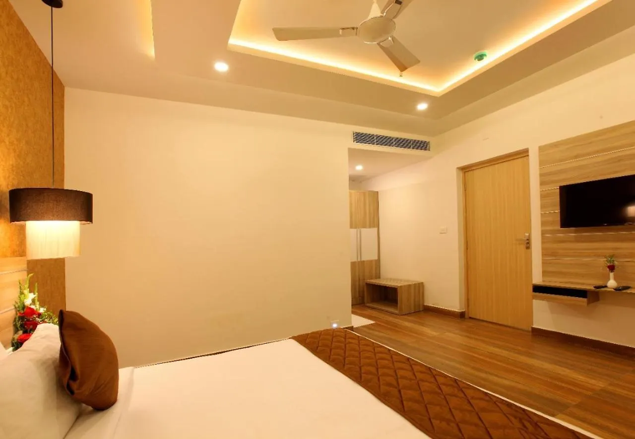 Hotel Veliyil Castles Alappuzha